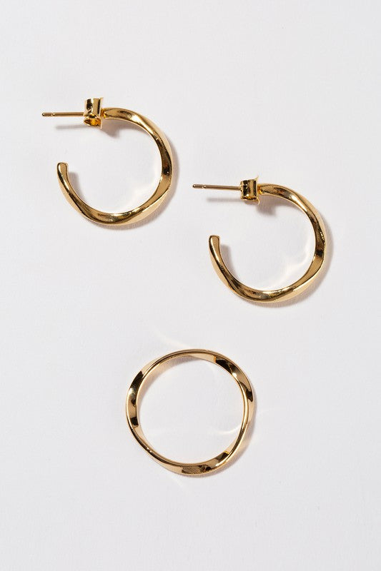 Lilou Ripple Ring and Earring Set